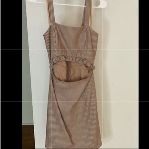 Beige & white Selfie cut out summer dress size M